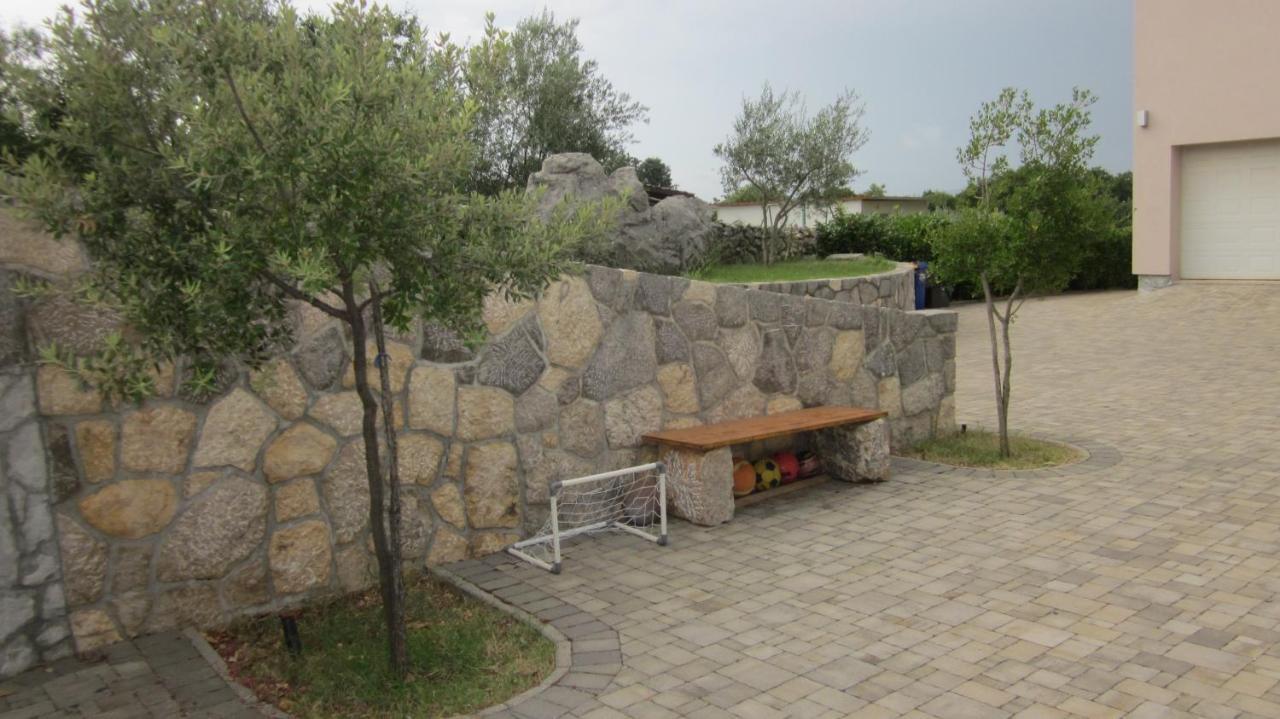 Natasa Apartments Krk Vrh  Esterno foto