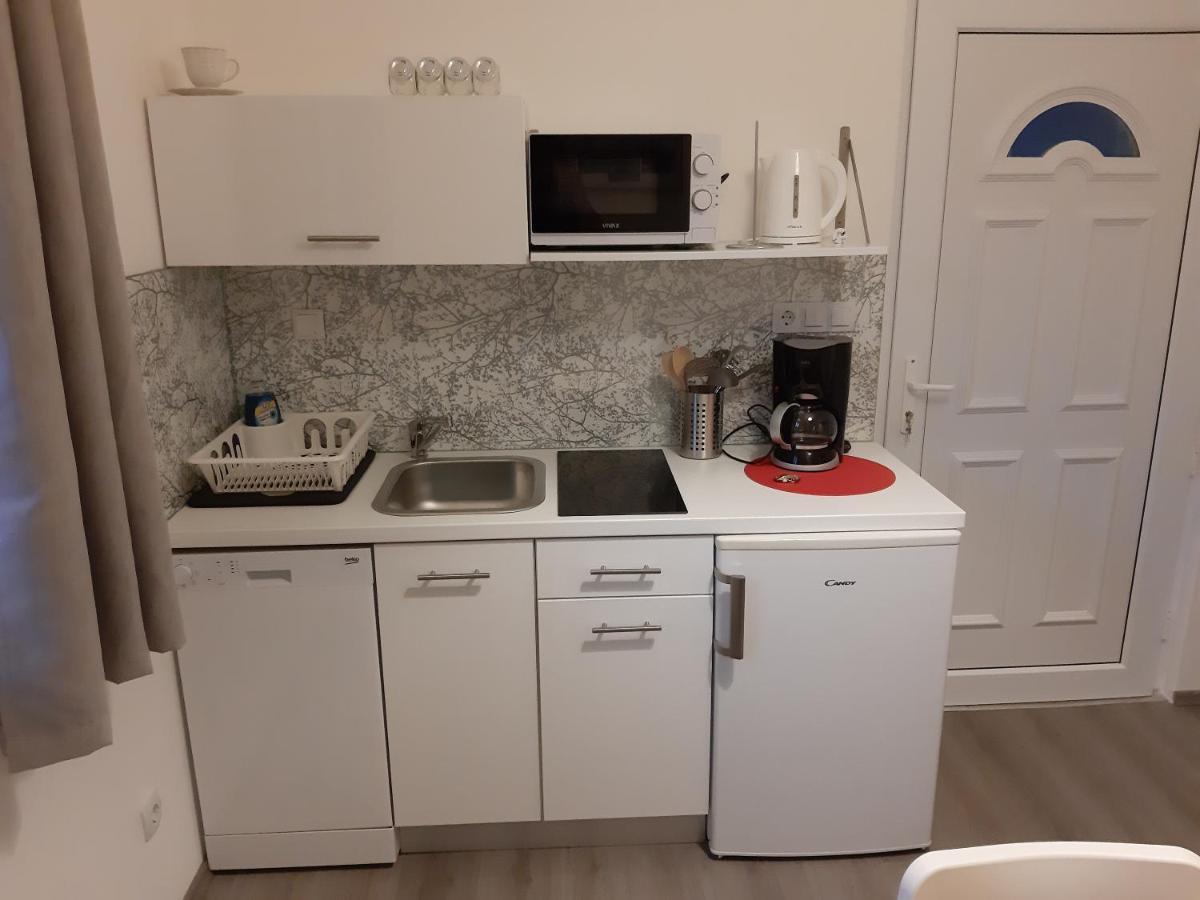 Natasa Apartments Krk Vrh  Esterno foto